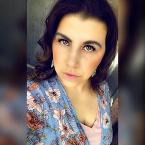 Meet your Posher, Alexi